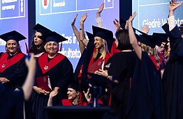 KTU magistrantai atsiima diplomus