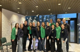 KTU meno kolektyvų vizitas į senelių namus